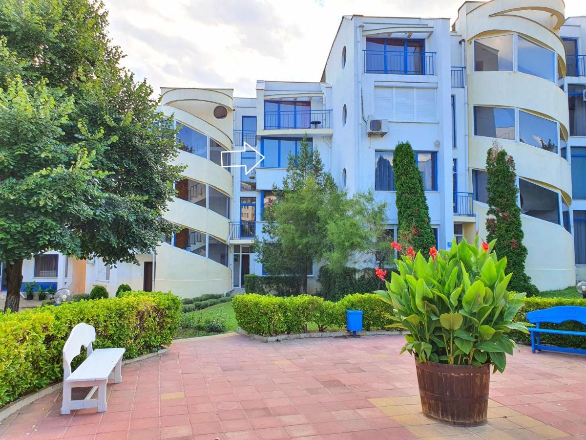 Sveti Vlas Marina Beach Apartment - Vega Village エクステリア 写真