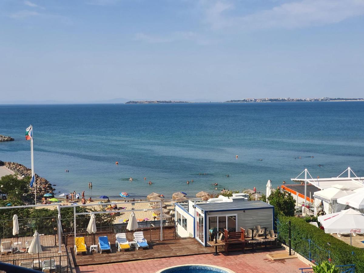 Sveti Vlas Marina Beach Apartment - Vega Village エクステリア 写真