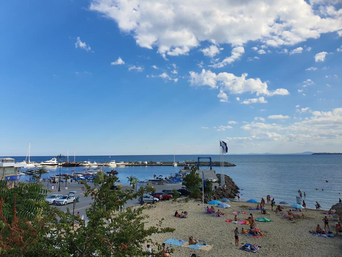 Sveti Vlas Marina Beach Apartment - Vega Village エクステリア 写真