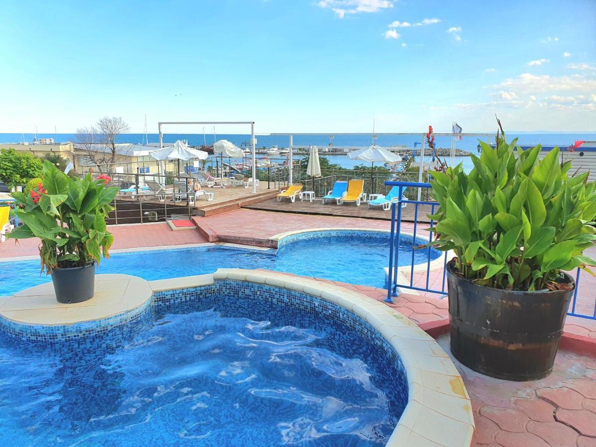 Sveti Vlas Marina Beach Apartment - Vega Village エクステリア 写真